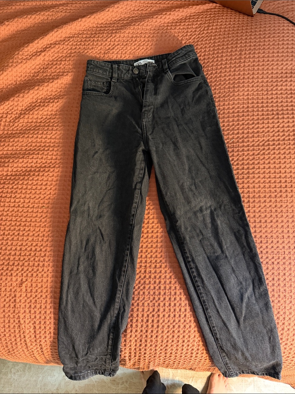 Zara Men's Black Relaxed Jeans